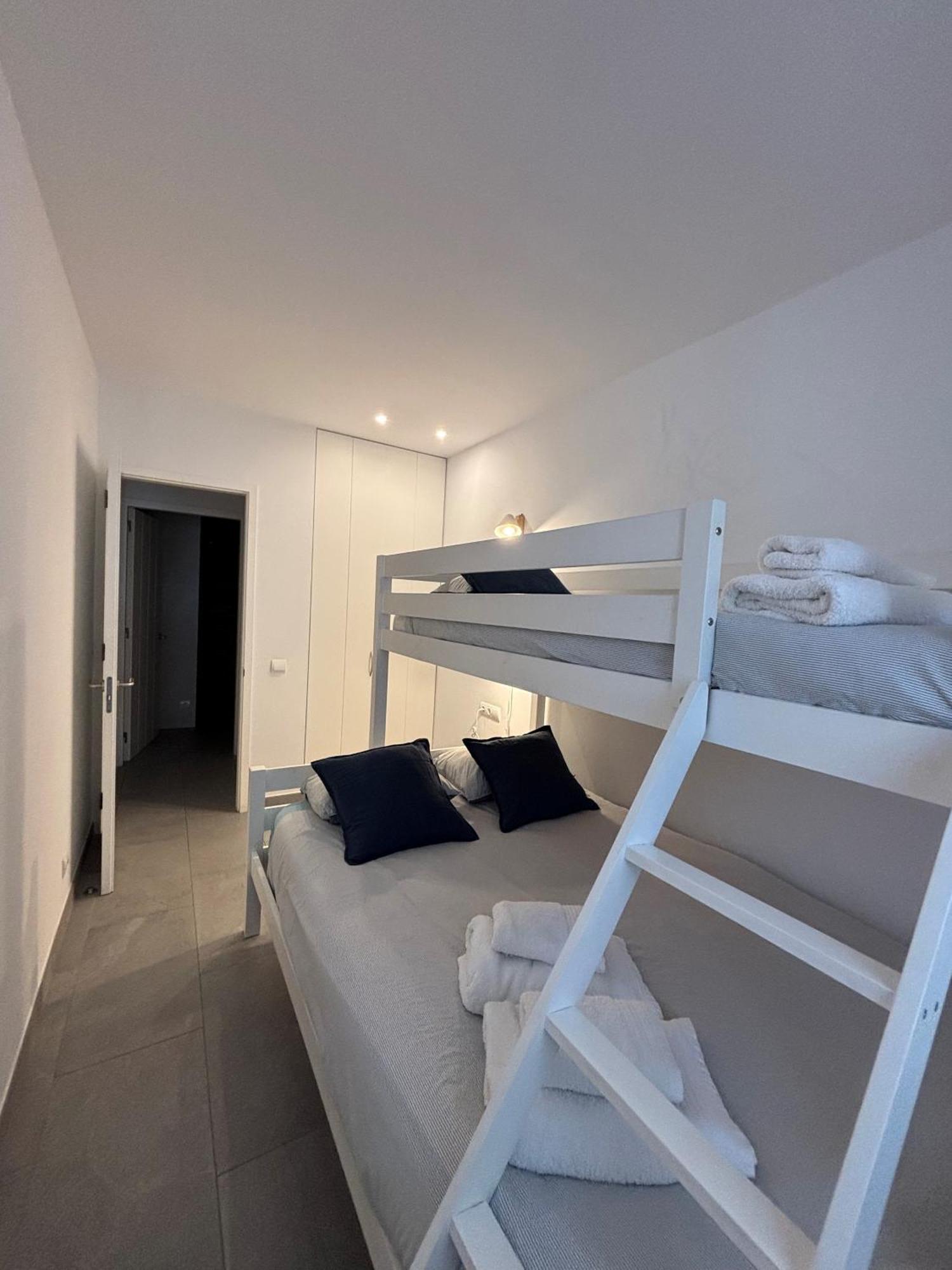 Apartment Nuevo En El Centro Con Garaje