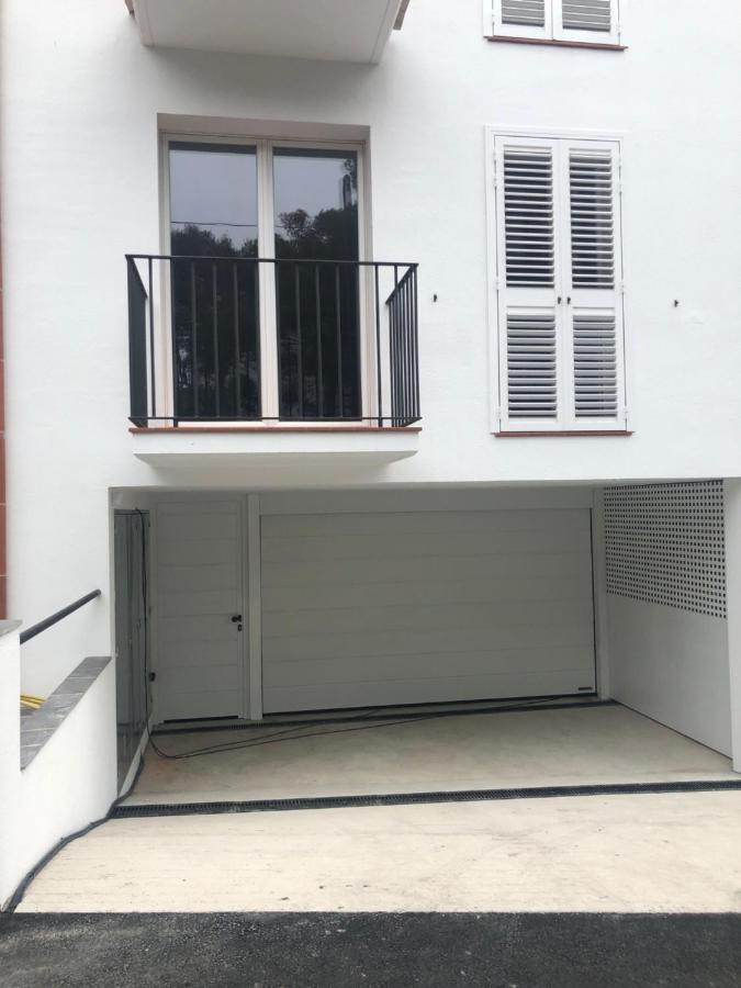 Nuevo En El Centro Con Garaje * Cadaques